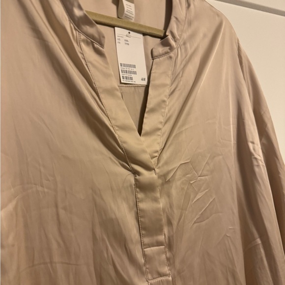 2 FOR $15 NWT H&M Silky Shirt Dress - Picture 4 of 5